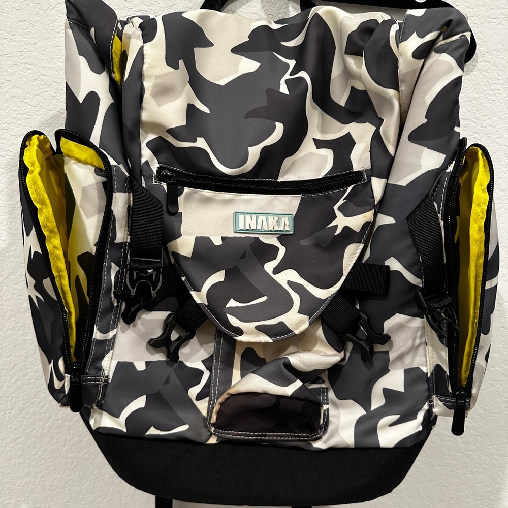 Inaka Power Men's Black Camo Backpack